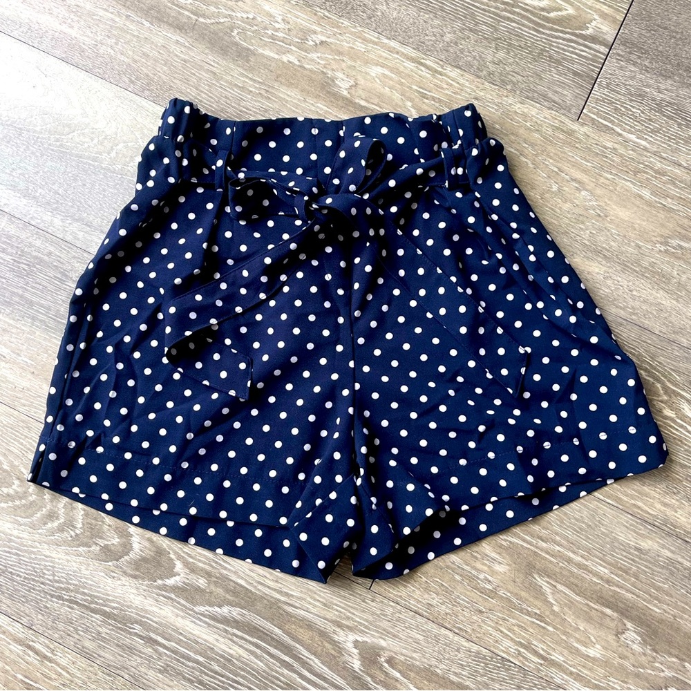 Medium white polka dot navy shorts tie front